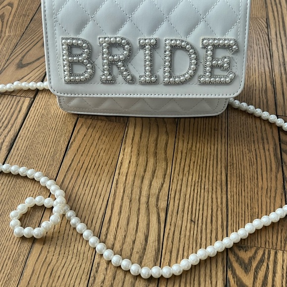 Bride Bachelorette Bundle - purse, hats, sunglasses, earrings, & bow! - Picture 10 of 16